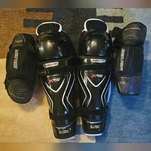 Large Bauer Vapor x900 lite elbow pads and x800 lite shin guards 15"